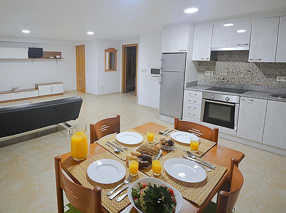 Apartamentos Playa Area Grande San Vicente do Grove Kültér fotó