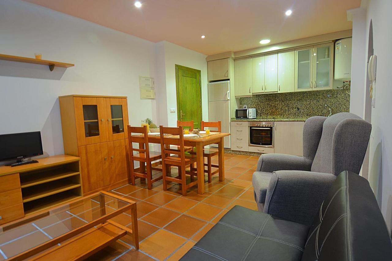 Apartamentos Playa Area Grande San Vicente do Grove Kültér fotó