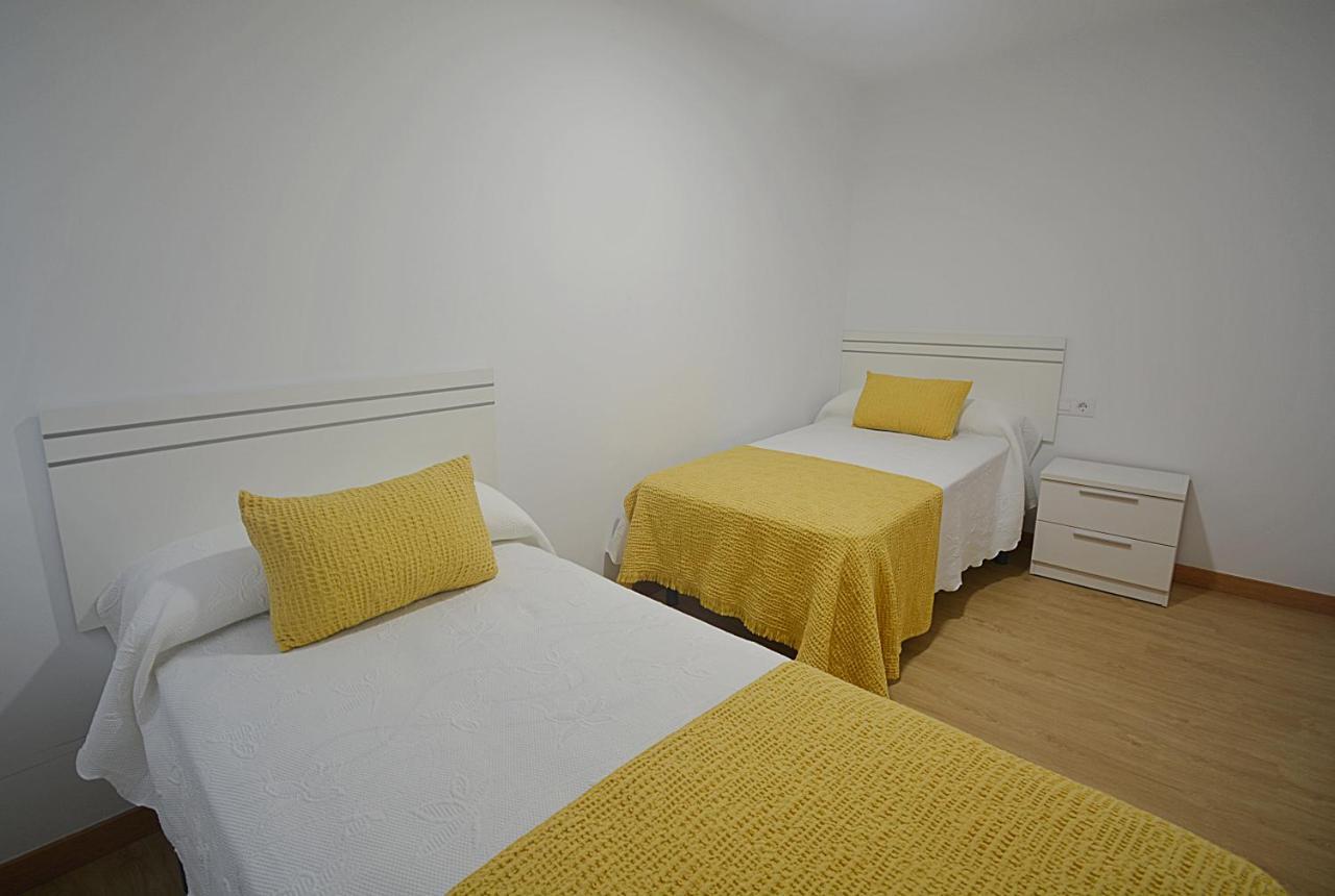 Apartamentos Playa Area Grande San Vicente do Grove Kültér fotó